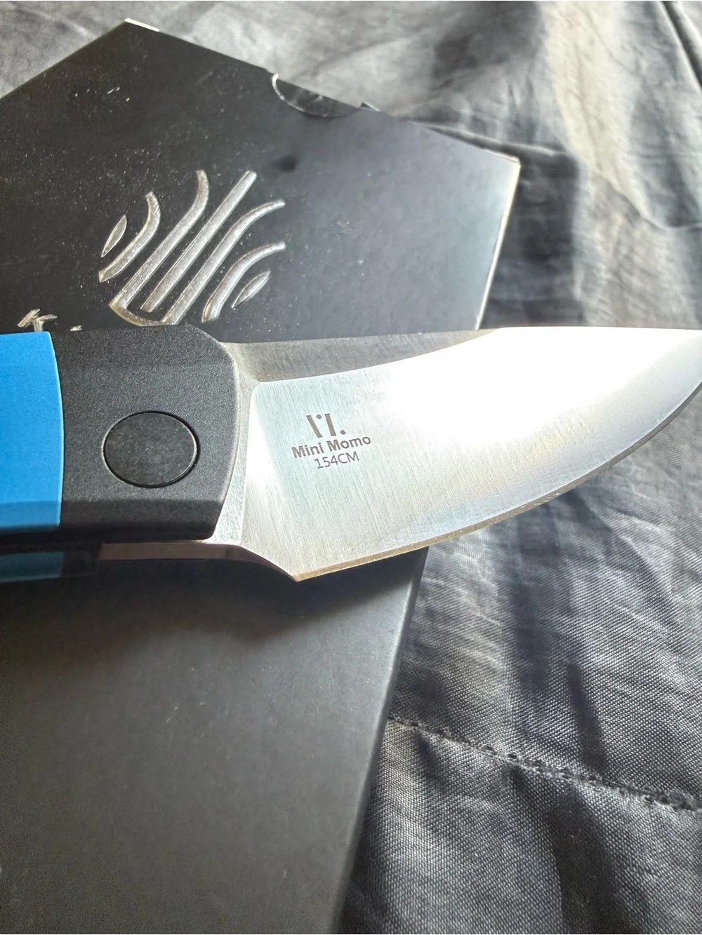 Kizer Cutlery Mini Momo Linerlock Blue Aluminum Folding 154CM Knife V3663C1